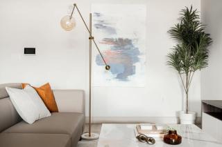Walk to Gameday - Jefferson Park Condo - Tesoro - 1