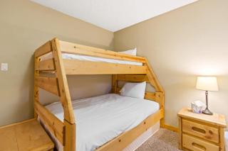 Rocky Mountain Escape with Vista View - Wildernest - 6