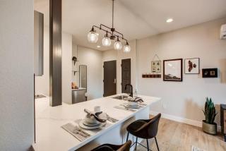 Modern ADA-Accessible Studio - Tennyson St Escape - 2