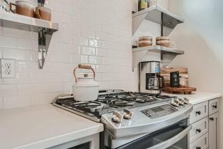 Berkeley Hidden Gem 1BR Full Kitchen w Patio - 1