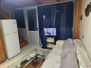 Tirana Apartment Near City Center - 6