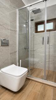 Guesthouse Zisi - Private En-suite Room - 4