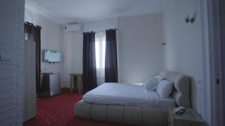 New Welcome House Hotel - 9