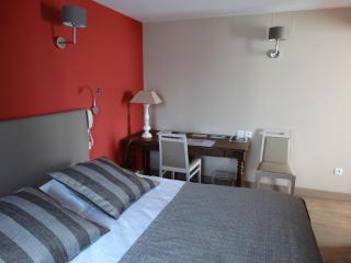 Logis Hôtel Restaurant Auberge du Valburgeois - 6