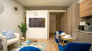 Royal Blue Luxury Apartment Rosebank - 1