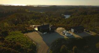 Family-friendly, secluded cabin with panoramic views - 2