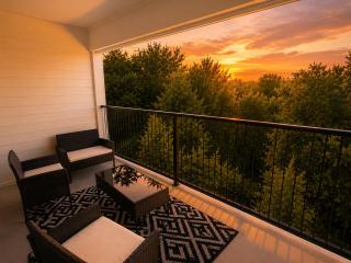 3BR Family & Work-Friendly Home Near Downtown Austin - 5