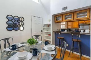 Spacious Austin Loft 4BR Sleeps 12 - 3