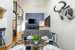 Spacious Austin Loft 4BR Sleeps 12 - 2