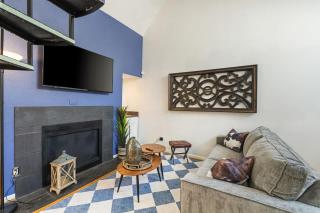 Spacious Austin Loft 4BR Sleeps 12 - 4