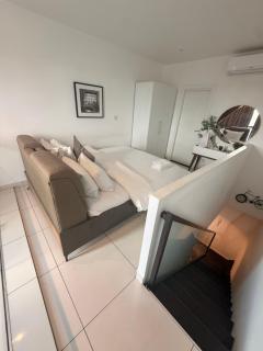 EBS LEGENDS LUXURY APARTMENTS at embassy garden - 7