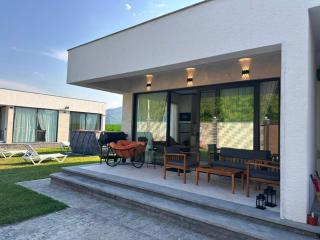 Modern Mountain Villa with Pool near Tbilisi - 0