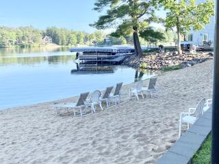 Dells Paradise At Lighthouse Cove Condominiums - 1