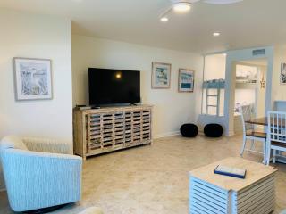 Gulf Side Villa 1A - 8