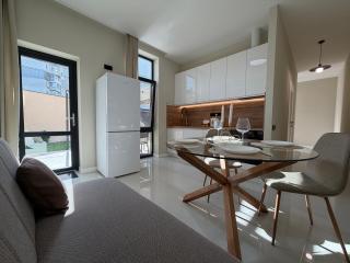 Luxe House Odessa Private Jacuzzi BBQ, Free Parking - 9