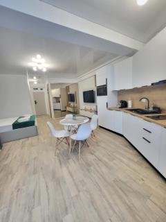B&B Apartments Mamaia Nord Noble Beach - 9
