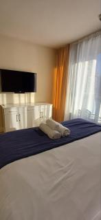 Batumi Lighthouse Sea View Apartment - 3