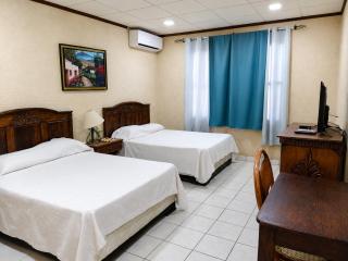 Hotel La Estacion - 8