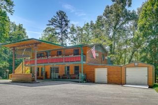 3 Mi to Lake Santeetlah! Rustic Apt w/ Decks - 0