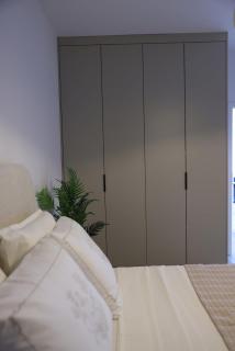 Modern 2 Bedroom Apartment -Terrace & Free Parking - 7
