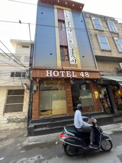 Hotel 48 - 0