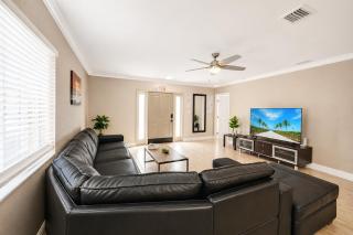 Walk to Hollywood Beach Luxury 4BR Villa - 4