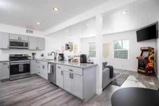 The Barber Loft-Close to Downtown 35 Mins to Ski - 2