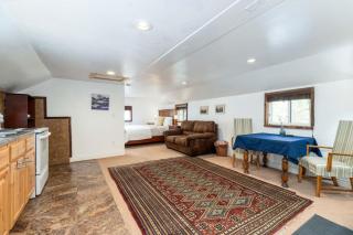 Mountain Apartment Located in BigCottonwood Canyon - 2