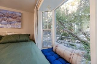 Adorable Studio Cabin on Big Cottonwood River - 4