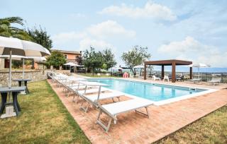 1 Bedroom Nice Home In Frazione Marcellano - 4