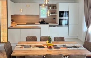Nice Apartment In Srinjine - 4
