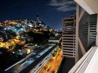 Puerto Santa Ana Luxury Suites Guayaquil, PISCINA Y GYM - 1