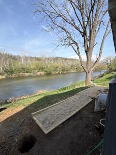 Bend of Brothers River Retreat - 9