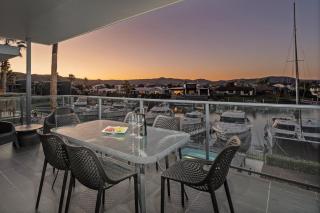Sovereign Pier On The Waterways - 1