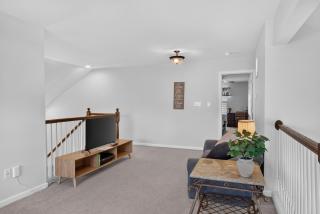 Spacious Middletown Family Retreat - Sleeps 8 - 3