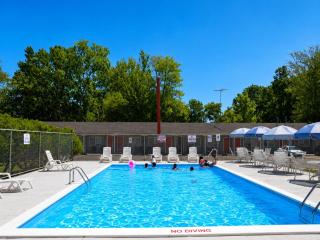 Beachway Motel - 8