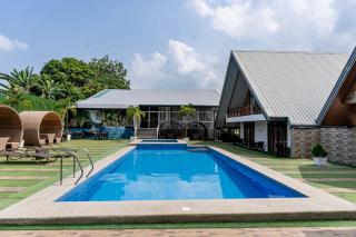 Paragos Silvina's Cabin 2 Resort Hotel - Maitim - 1