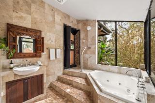 Riveresque - Spa Bath - Forest Views - 7