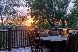 Farmington Basecamp-Hot Tub Large Deck and View - 8