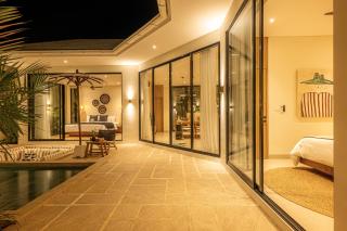 Contemporary Luxury 2BR Villa - Kedungu Beach - 2