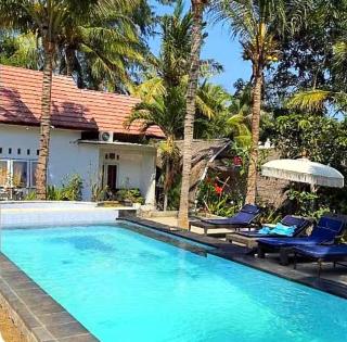 Jackies Gili Beach Club - 2