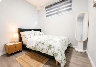 Private 1BR Suite Self Check-In 15 Min WEM - 9