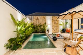 Designer Surf Villa - Minutes to Kedungu Beach - 1
