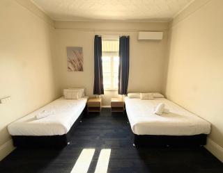 Imperial Hotel Singleton - 4