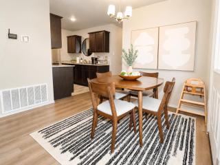 Haven on the Hill, Modern 3BR Near Fort Cavazos - 1