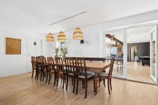Spacious Holiday Home By Sea For 14 Guests - 1