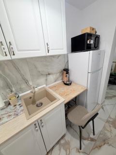 Crys Home - 3