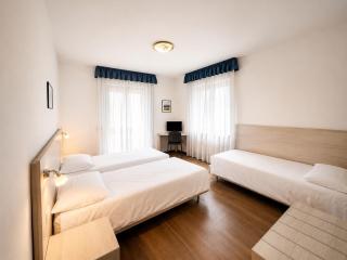 Hotel International - 6