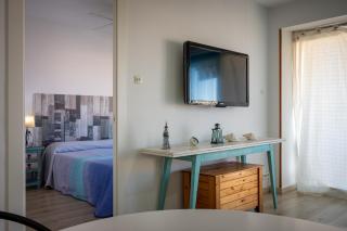 At151 Flat with Airco,building in front of the beach - 1