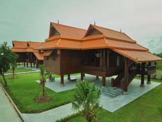 Heritage Village Resort - 4